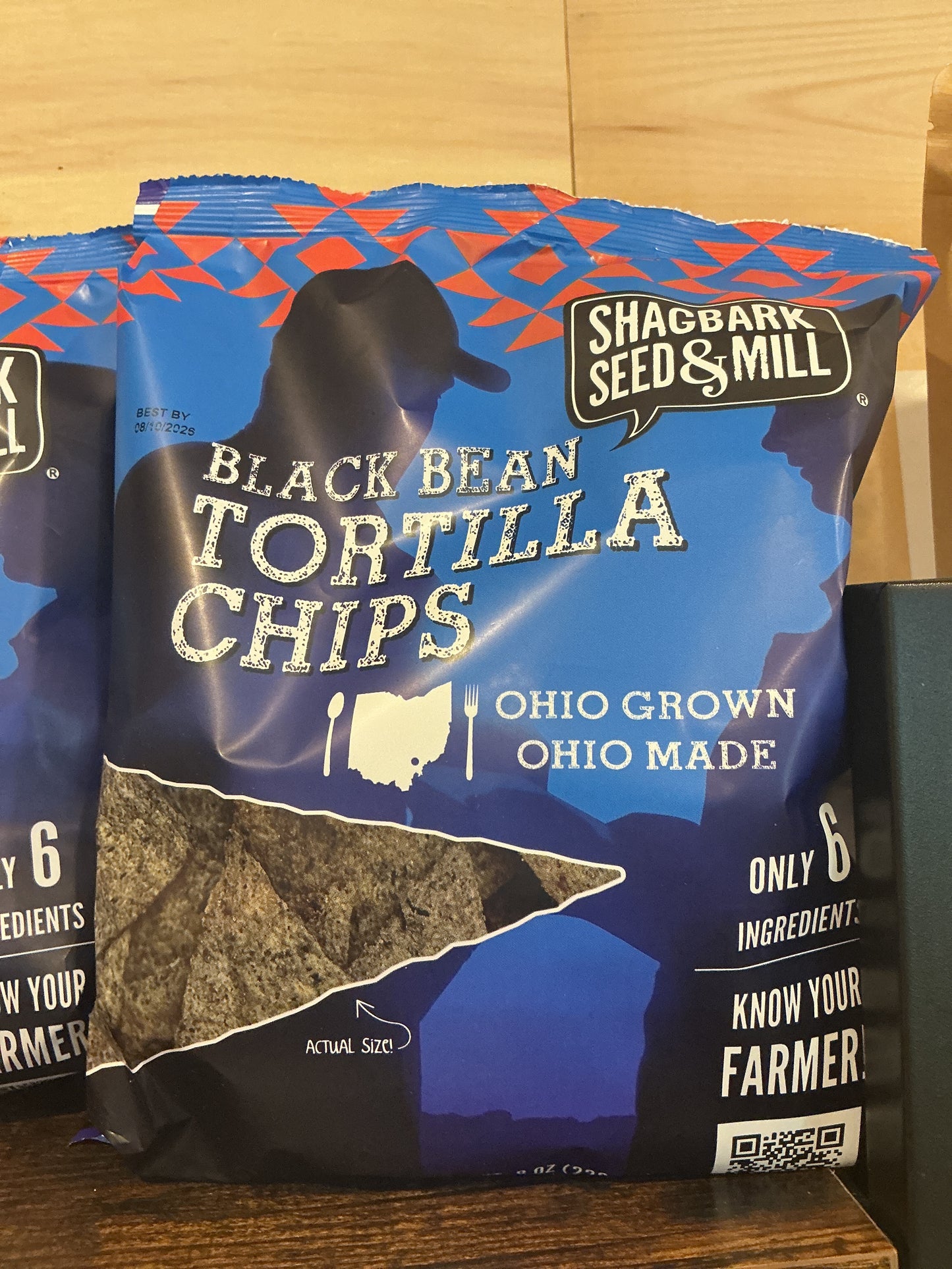 Tortillas chips- black bean